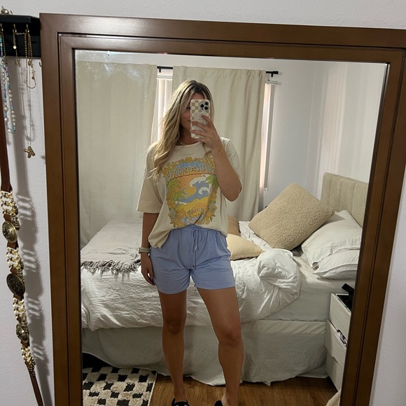 FREE PEOPLE short - Picture 10 of 12